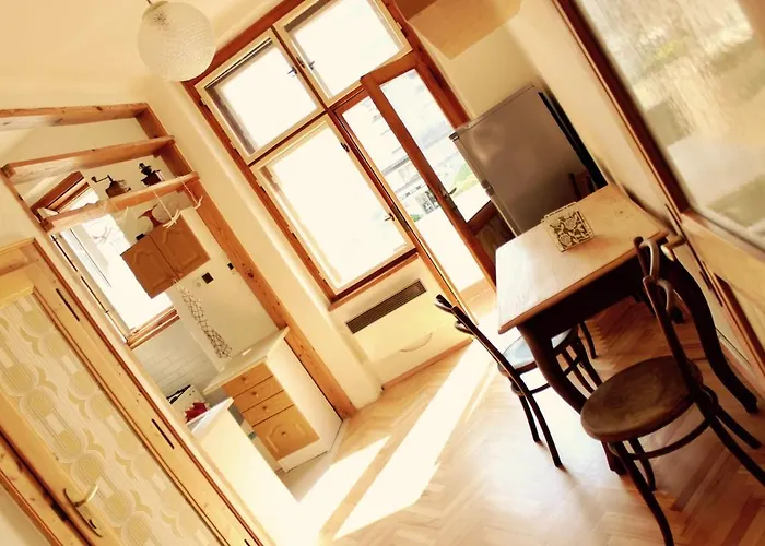 Sunny Apartment With Balcony Near Prague Castle With Prague Castle View