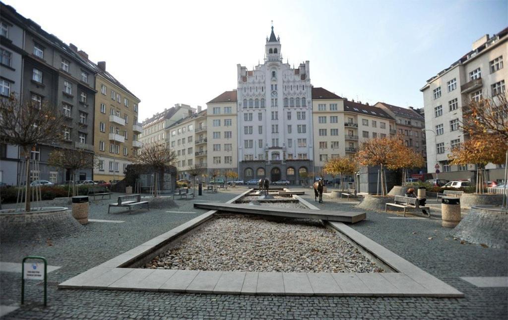 Appartamento Sunny With Balcony Near Castle With Castle View Praga
